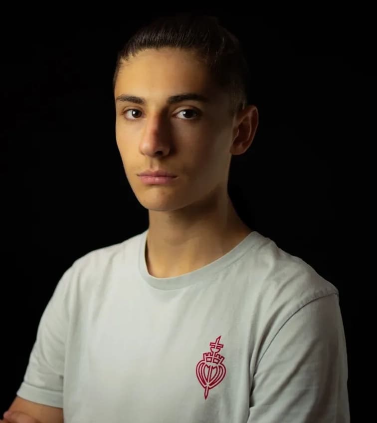 Portrait de Lucas Delattre Gautier